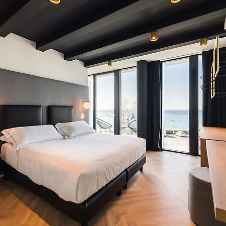 Ξενοδοχείο Maisonme Boutique (adults Only) 4*
