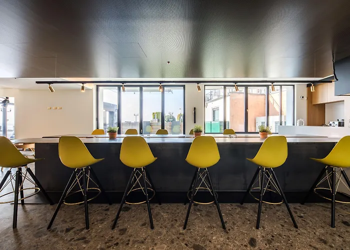 Maisonme Boutique (adults Only) Μπαρντολίνο