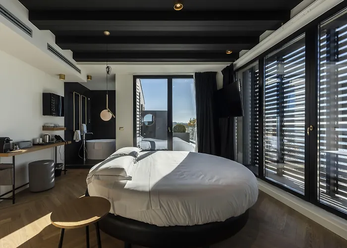 Hotel Maisonme Boutique (adults Only) 4*