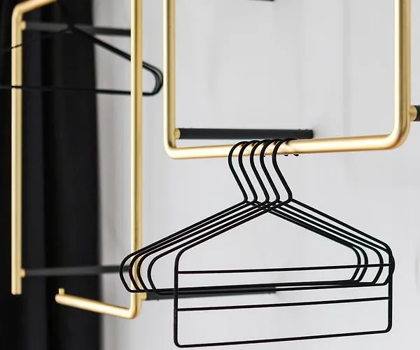 Maisonme Boutique (adults Only) Μπαρντολίνο