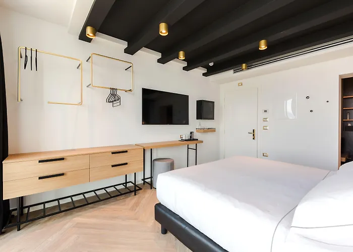 Maisonme Boutique (adults Only) Bardolino